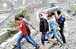 Over 2,000 deaths on train tracks in Mumbai in less than 8 months